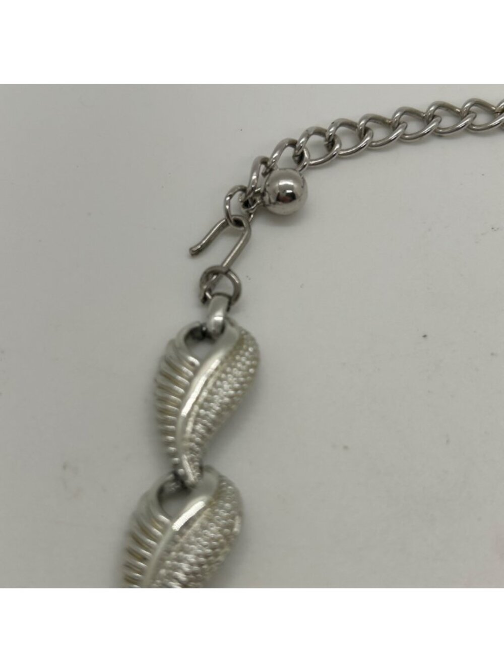 Choker Collar Necklace Silver Tone Articulated Textured Leaf Link Chain Vintage - Picture 13 of 16